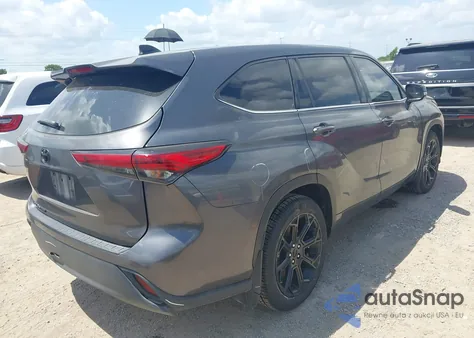 2022 Toyota Highlander L z USA, uszkodzony, nr VIN 5TDCZRAH5NS560631